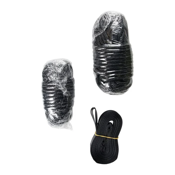 Hamac jungle Maroni avec moustiquaire intégrée et sangles empaquetées en noir, prêt à être installé.